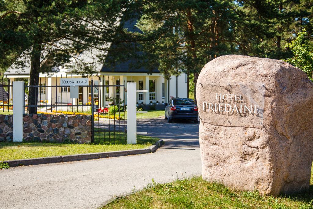Priedaine Hotel Krāslava Exterior foto