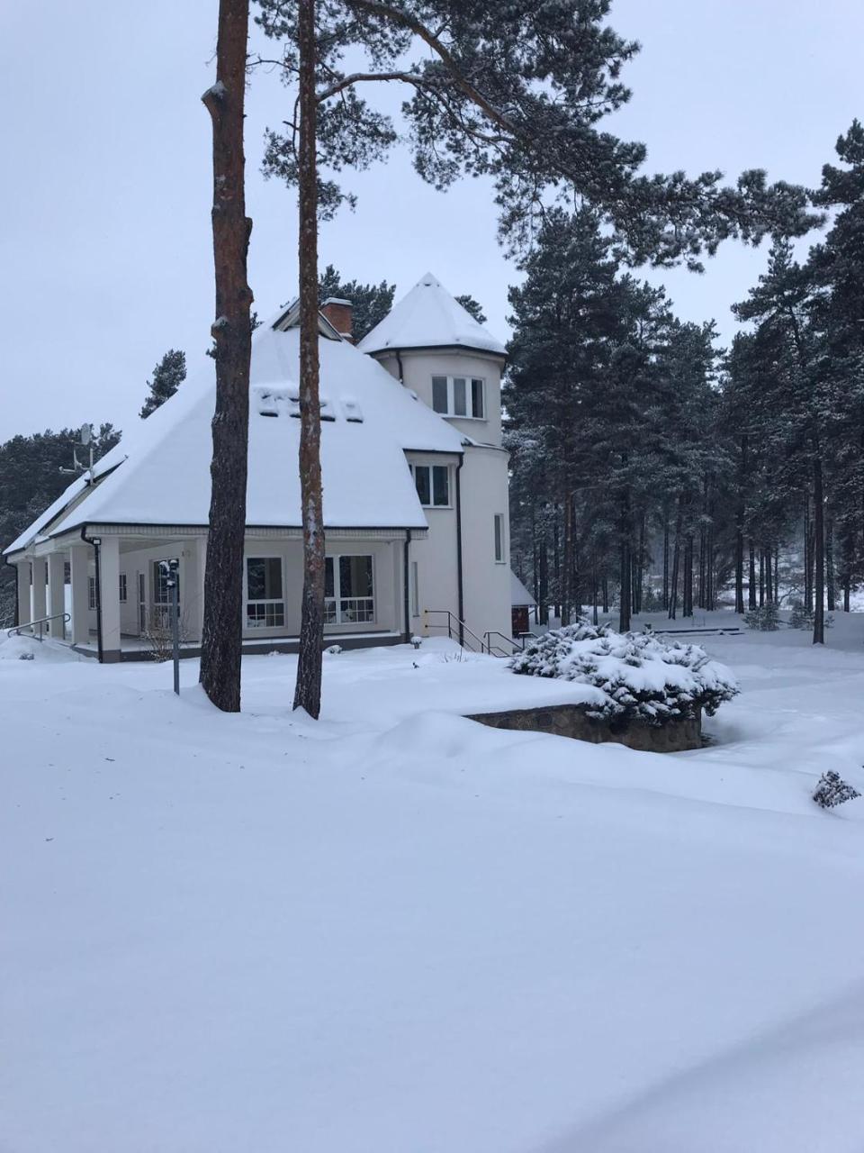 Priedaine Hotel Krāslava Exterior foto